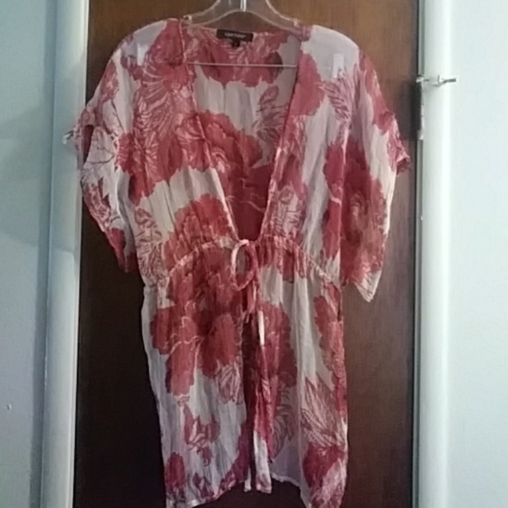 🌸NWOT 100% Silk Karen Kane Wrap